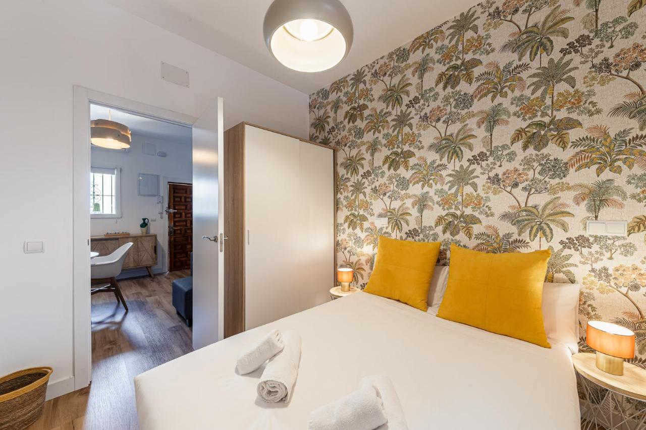Bnbholder Friendly La Latina Apartman Madrid Kültér fotó